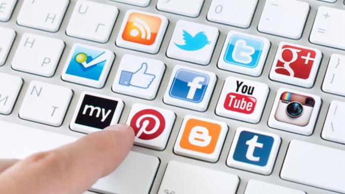 sering pamer amal di facebook